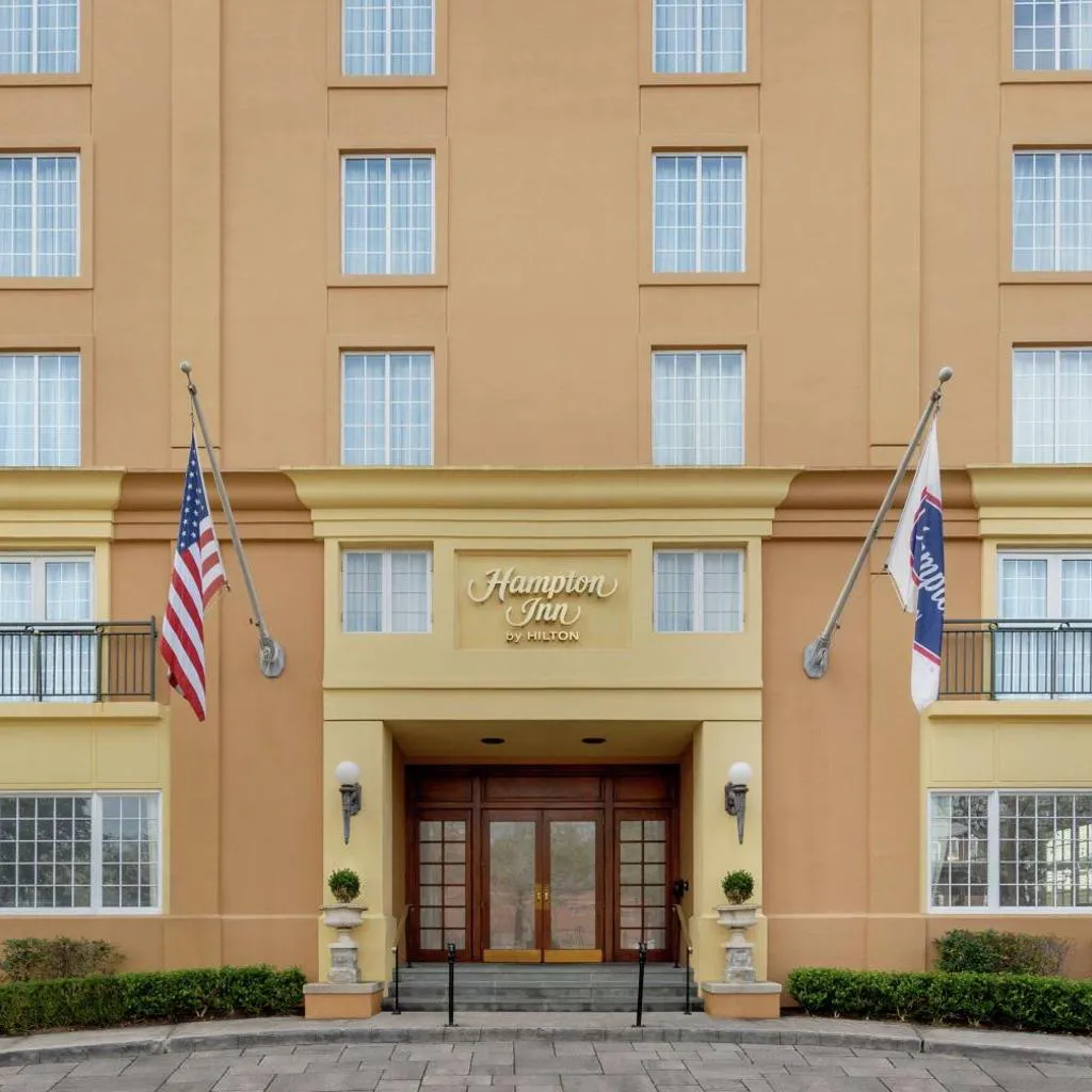 Photograph of Hampton Inn New Orleans/St.Charles Ave