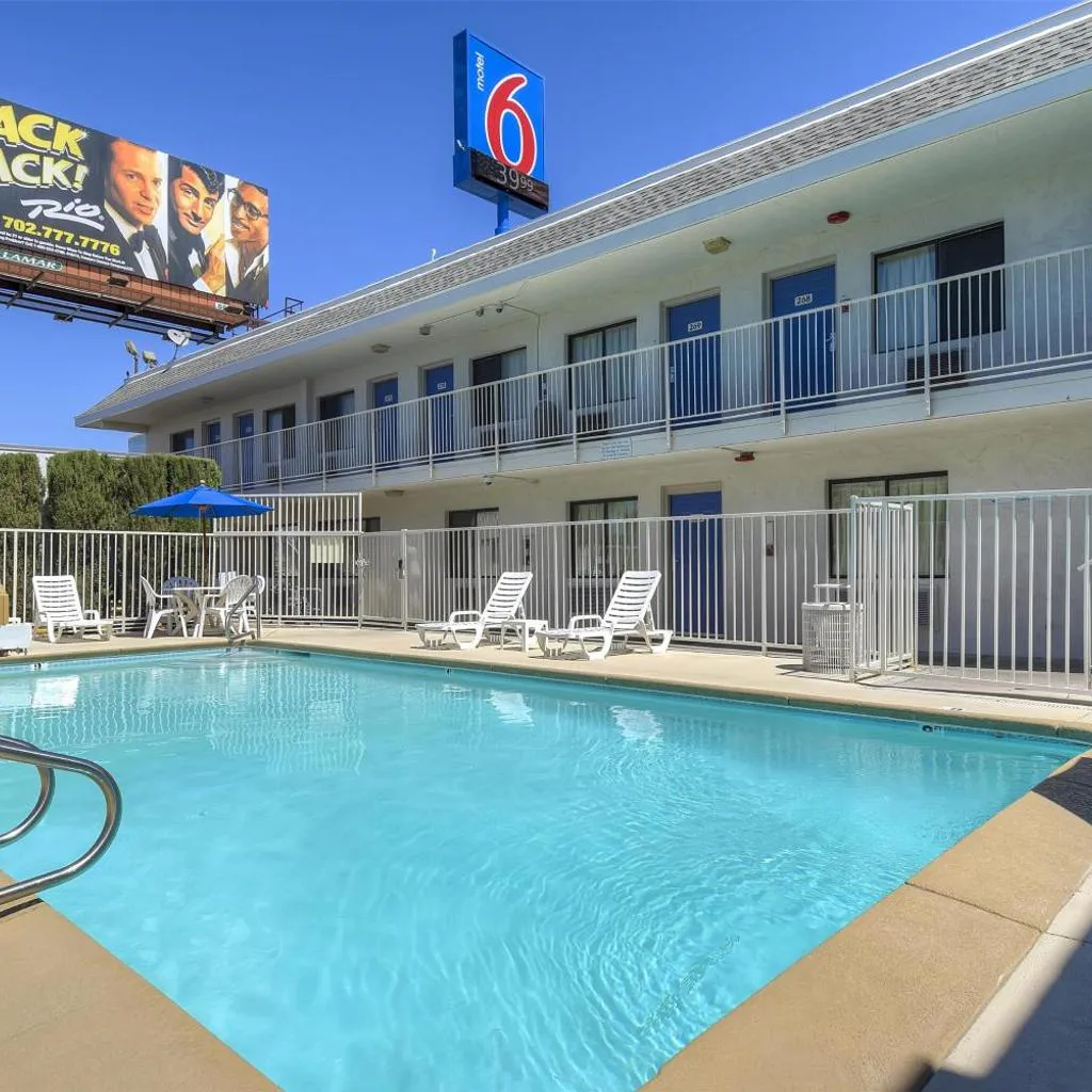 Photograph of Motel 6 Las Vegas, NV – I-15 Stadium