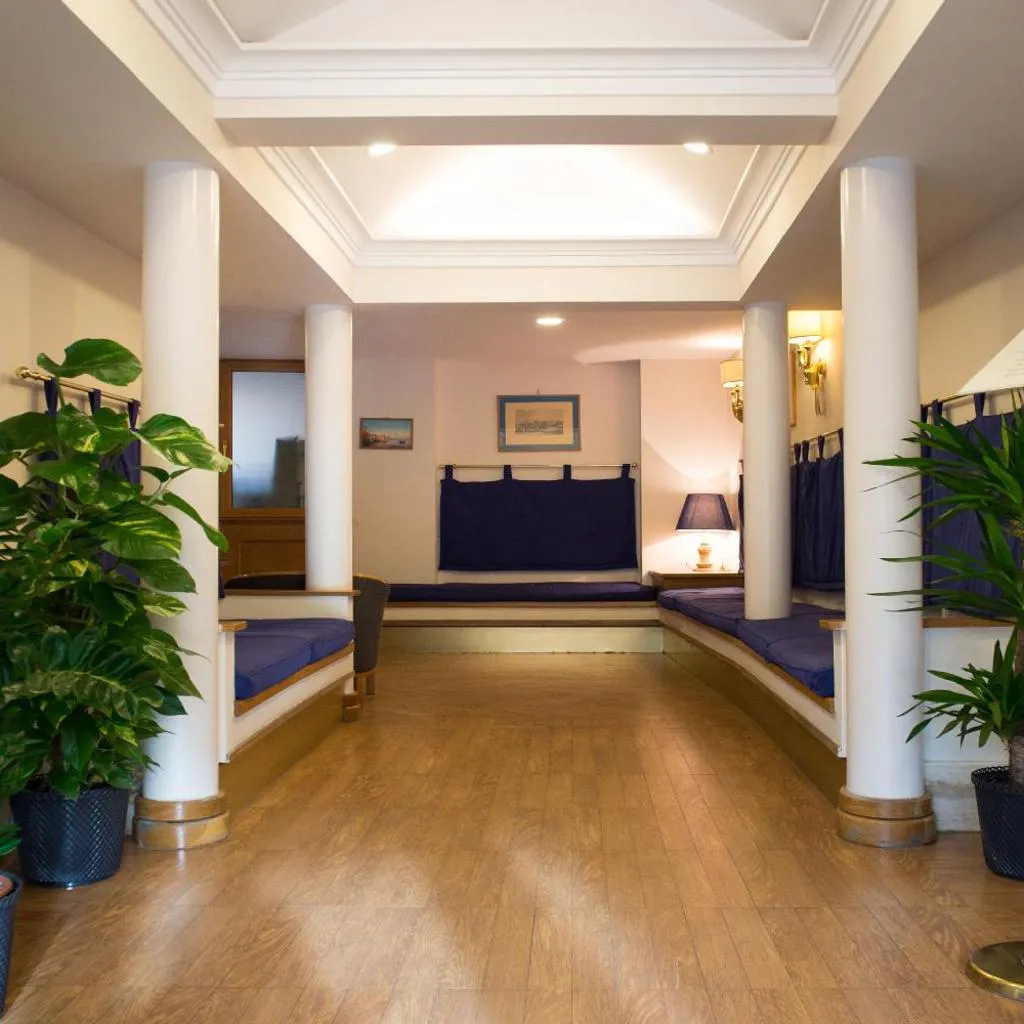Photograph of Hotel Leopardi