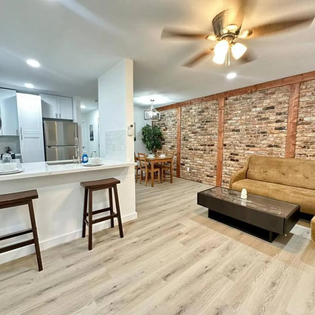 Photograph of 1BR and 1BA Apartment in Prime Location in Montrose Houston