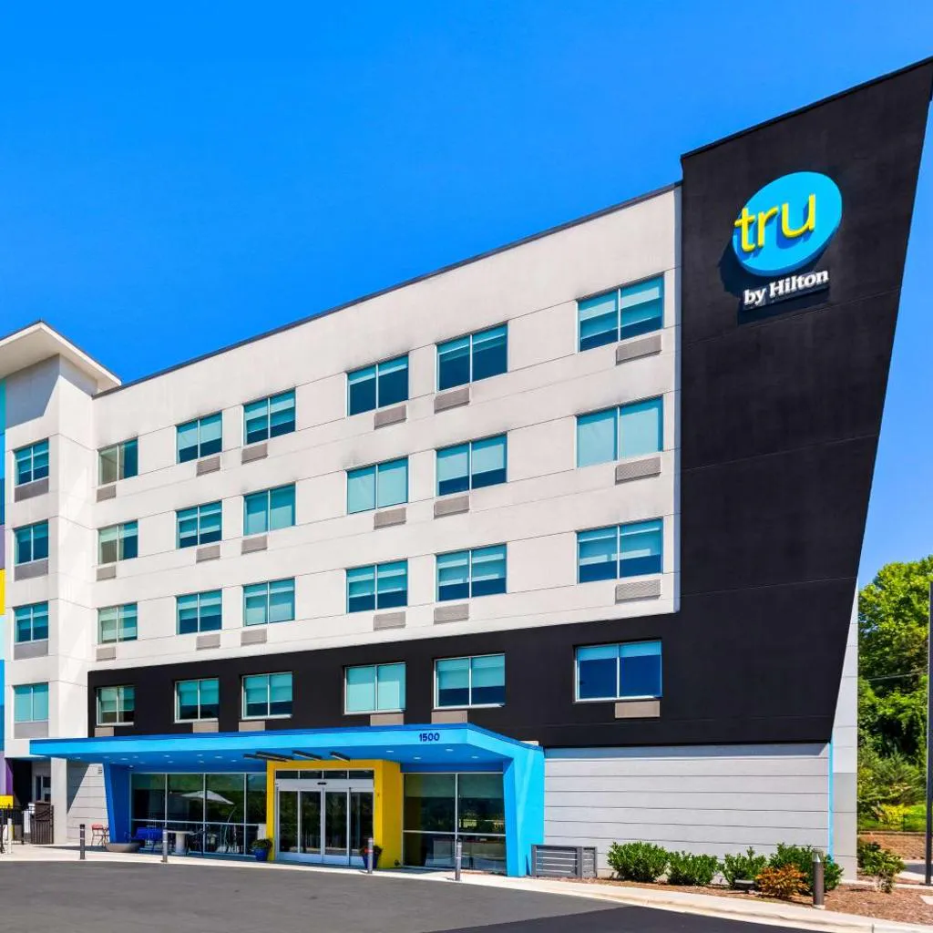 Photograph of Tru by Hilton Asheville Blue Ridge Parkway