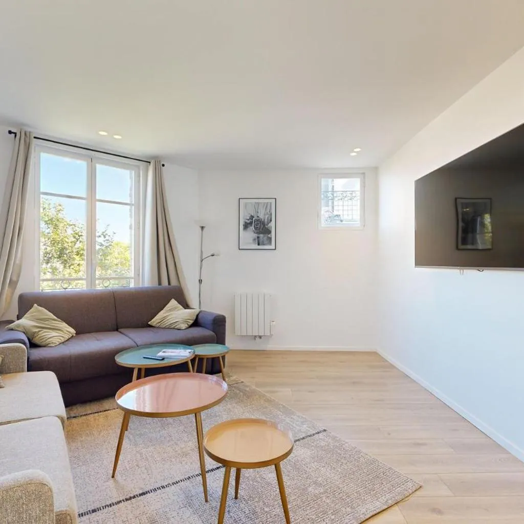 Photograph of 157 Suite Sacha - Superbe Duplex à Paris
