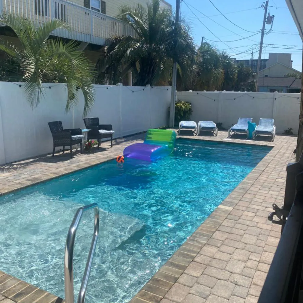 Photograph of Beach Breeze 1, short walk to Atlantic Ocean, pet friendly, very quiet & family friendly