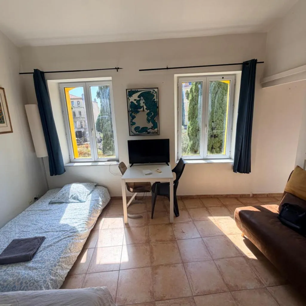 Photograph of Chez Becca Clim, Cours Julien