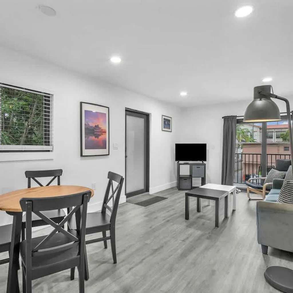 Photograph of West Brickell #3 Minutes to Downtown Miami