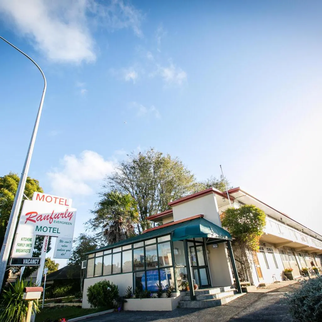 Photograph of Ranfurly Evergreen Motel