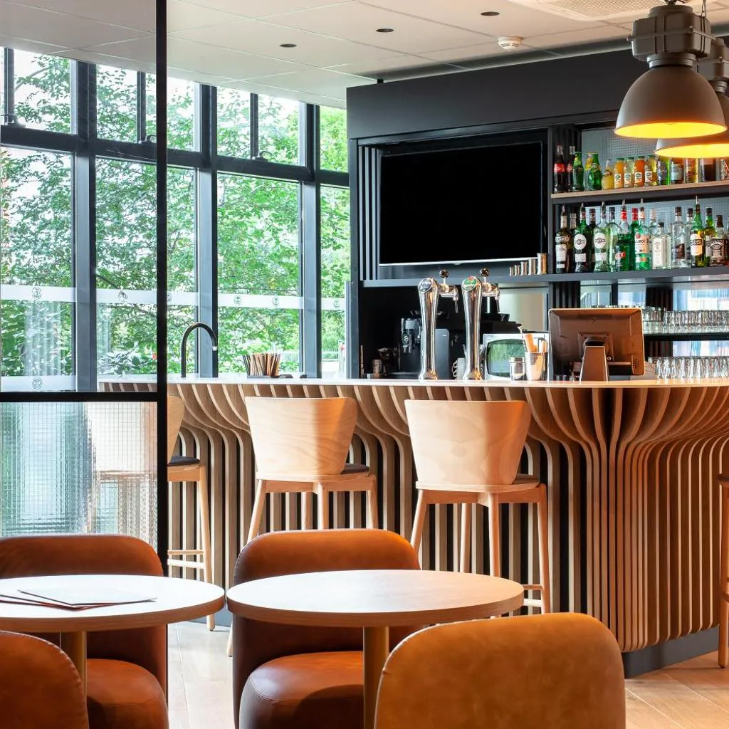 Photograph of B&B HOTEL Paris Porte des Lilas