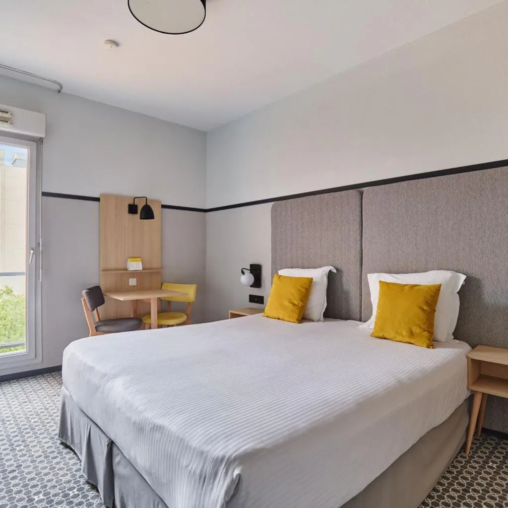 Photograph of Appart'hôtel Odalys City - Bioparc Lyon Est