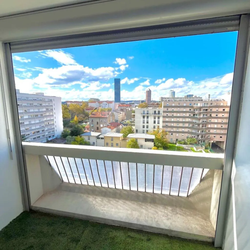 Photograph of Cozy Retreat with Balcony - Lyon Train Station