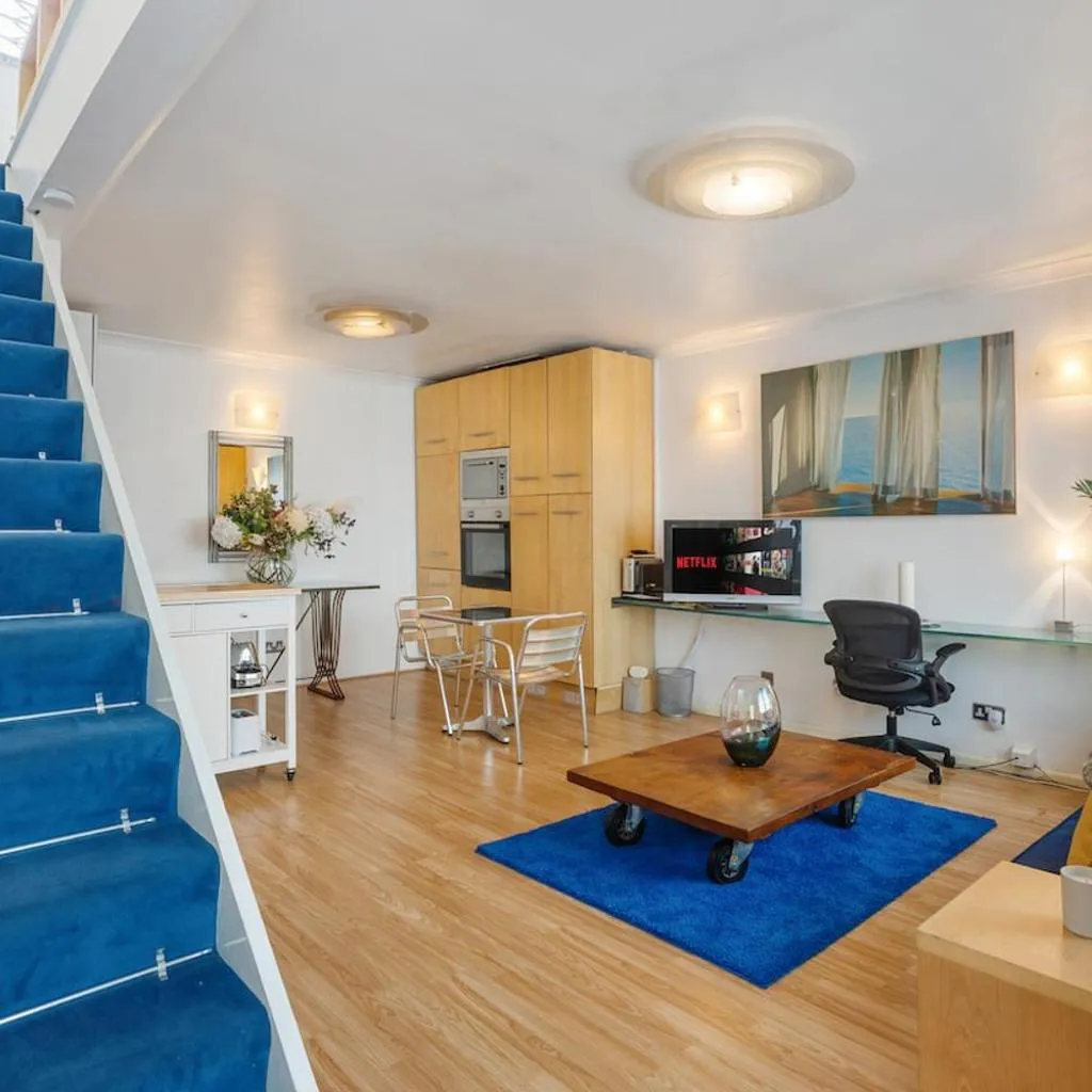 Photograph of Stylish Abode in the heart of London - Kings Cross