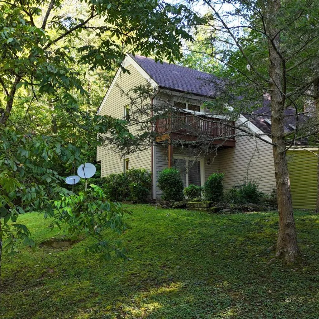 Photograph of Family Fun Cozy Cabin