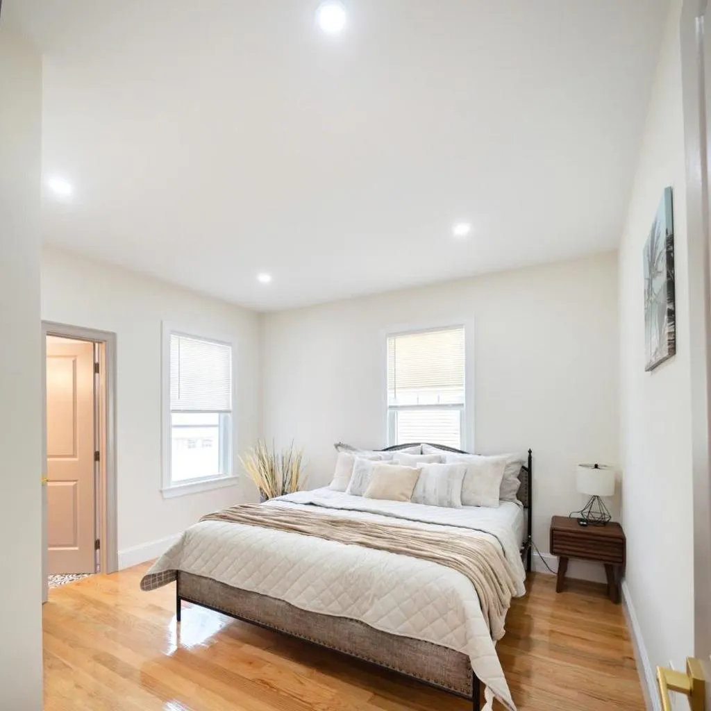 Photograph of Modern 3BR & 2BA Boston Apt - Patio, Bathtub, Walk to Red Line 82