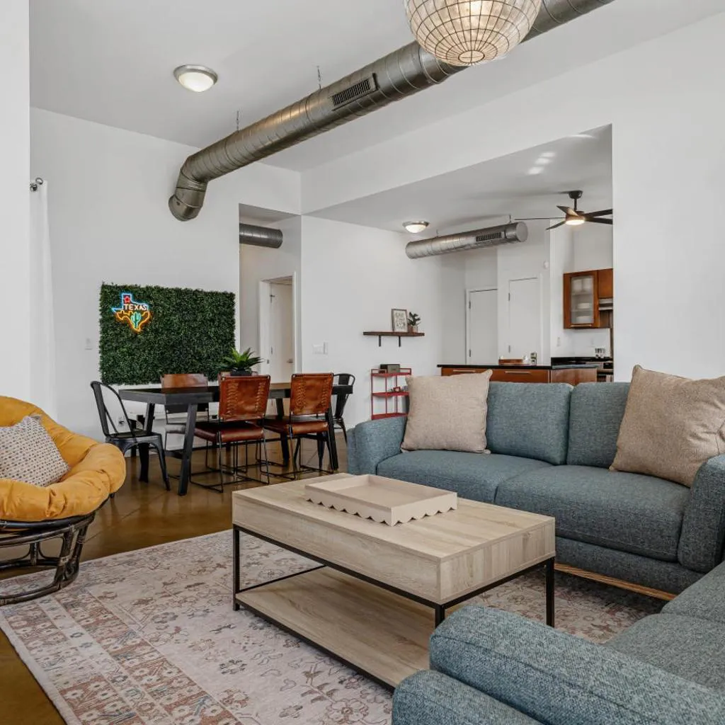 Photograph of 3BR 2BA S Lamar Escape Patio BBQ w EV Charger Near SoCo Dining by Austin Vacay