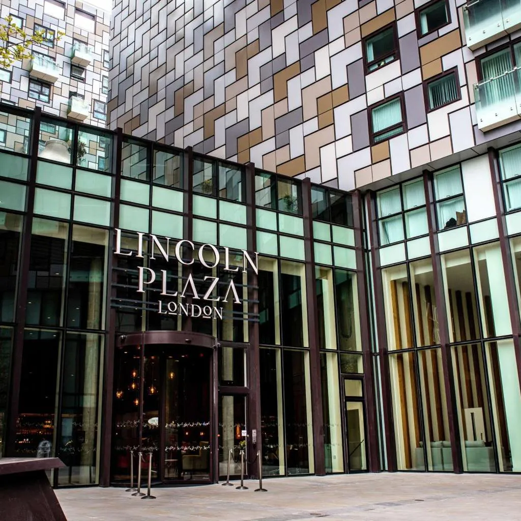 Photograph of Lincoln Plaza Hotel London, Curio Collection By Hilton
