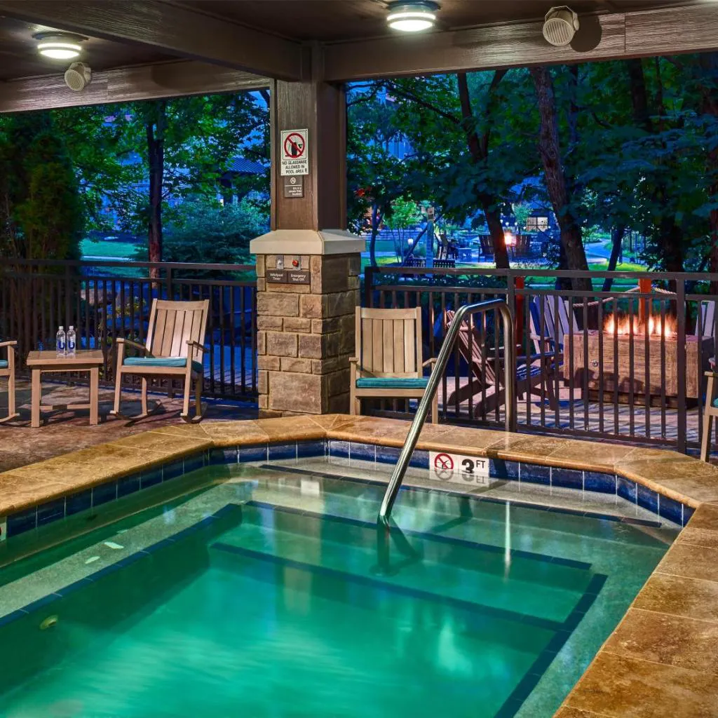 Photograph of Hampton Inn Gatlinburg Historic Nature Trail, Tn