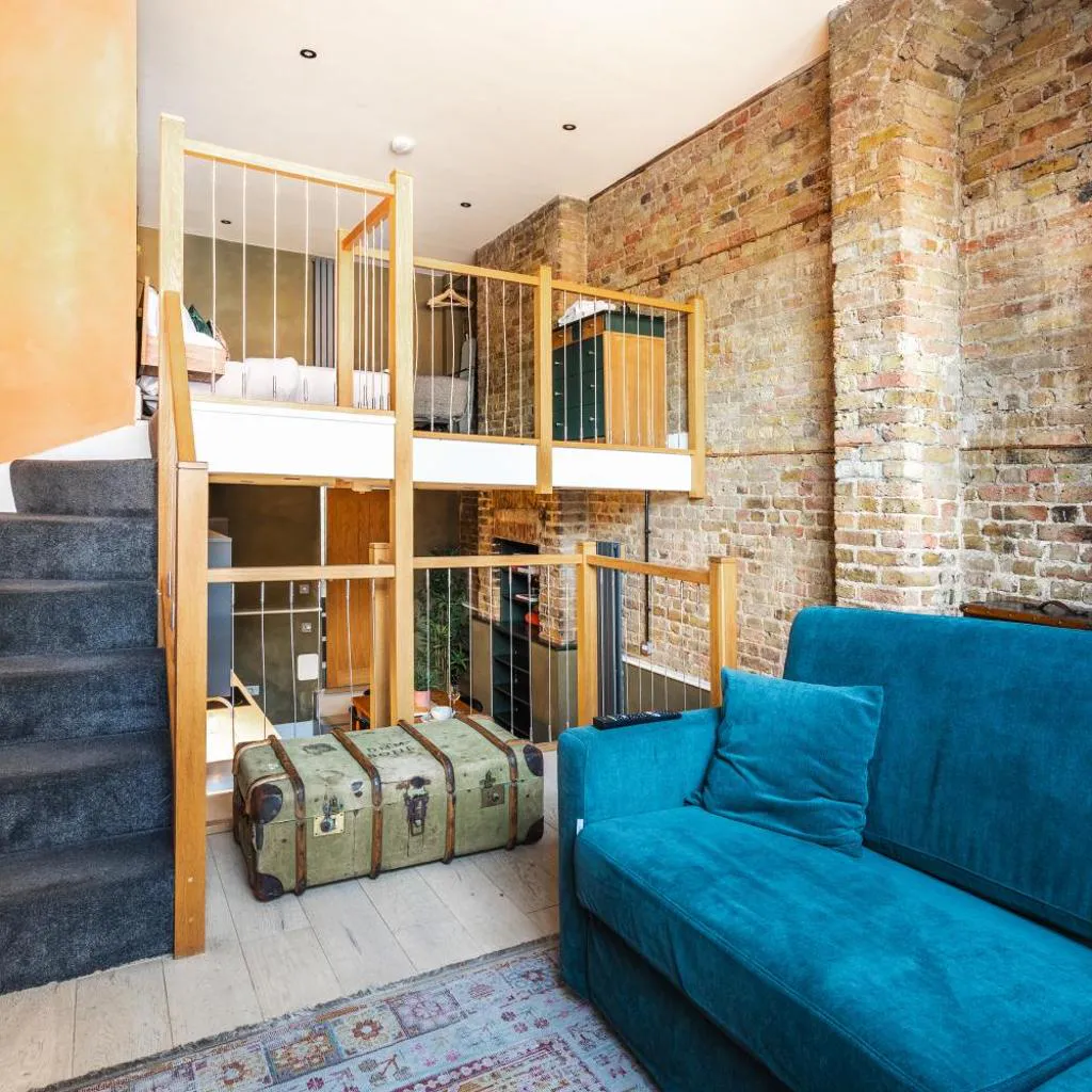 Photograph of Exposed Brick Flat Finsbury Park