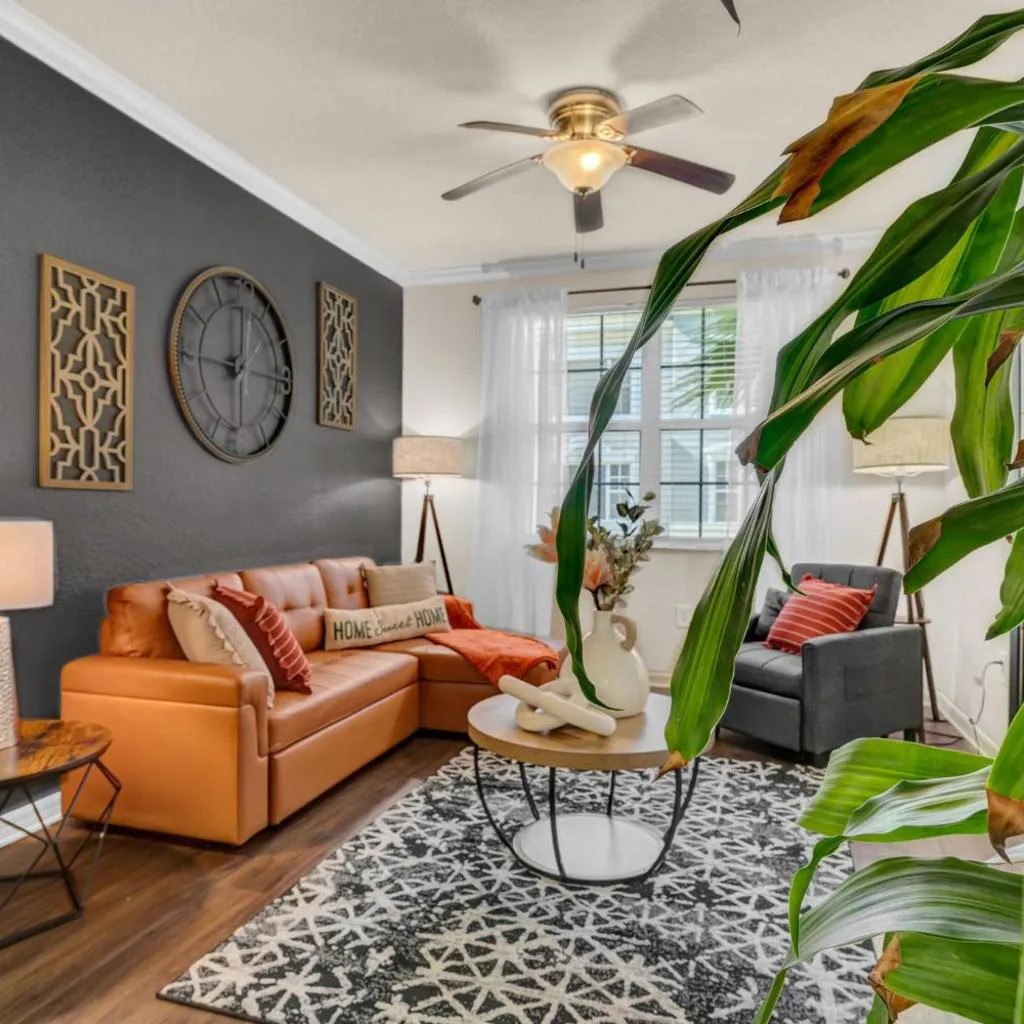 Photograph of Modern 2BR2BA w King Bed, Pools Gym #1