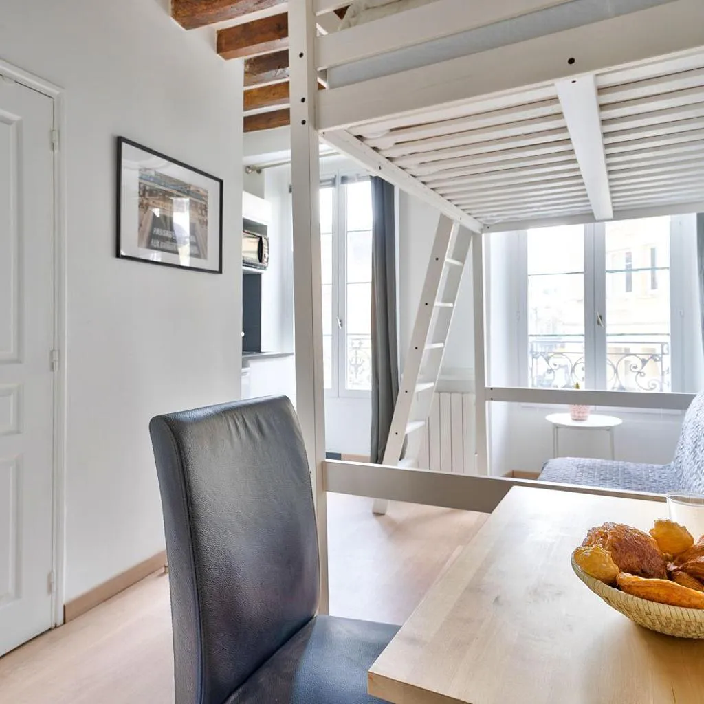 Photograph of Pretty Mezzanine Studio in the Heart of Paris (2F)
