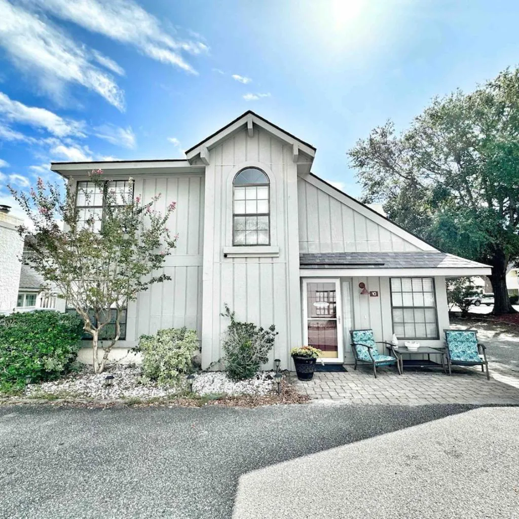 Photograph of Charming Home, Walking Distance 2 Beach Unit10