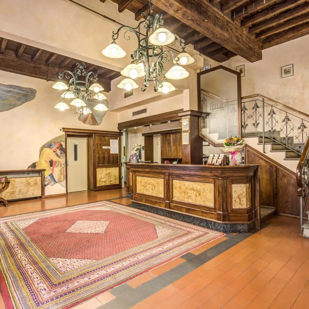 Photograph of Hotel De Lanzi