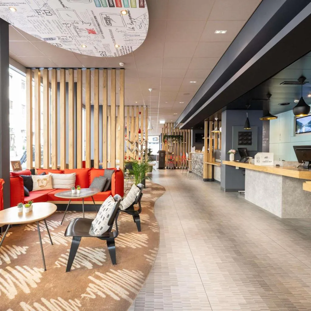Photograph of ibis Geneve Centre Lac