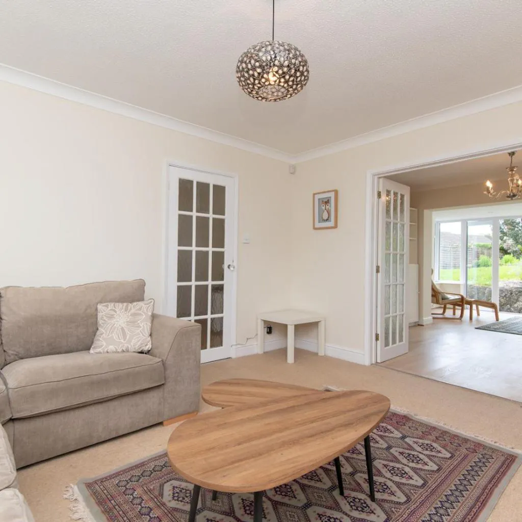 Photograph of Spacious 3 bed house with parking in Upper Weston - Pass the Keys