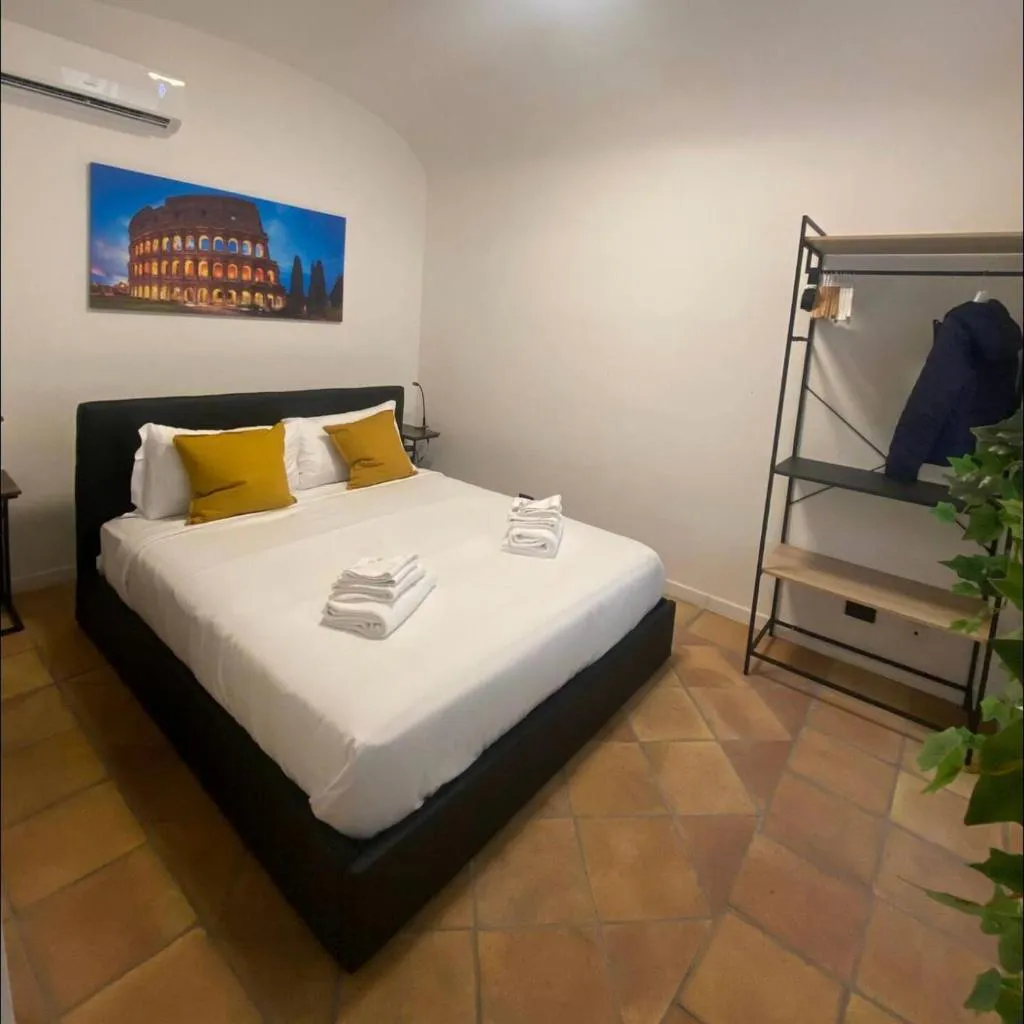 Photograph of Cozy Colosseo