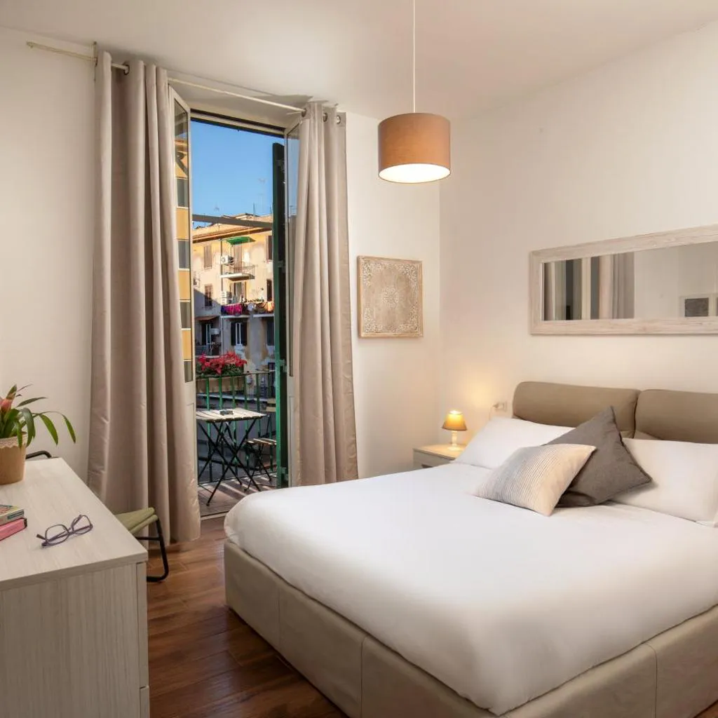Photograph of Fornaci Vatican Flat