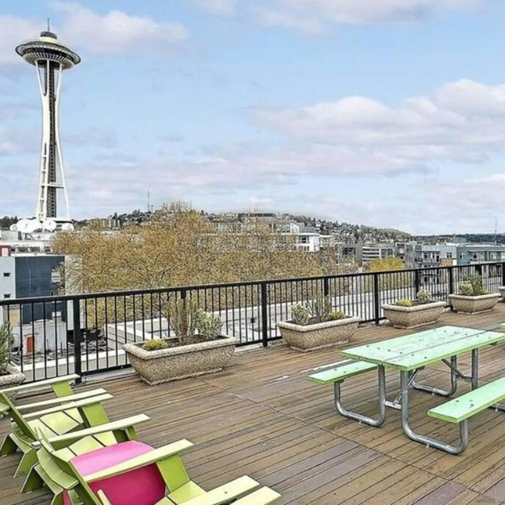 Photograph of Affordable Belltown Condo Near Space Needle & Downtown