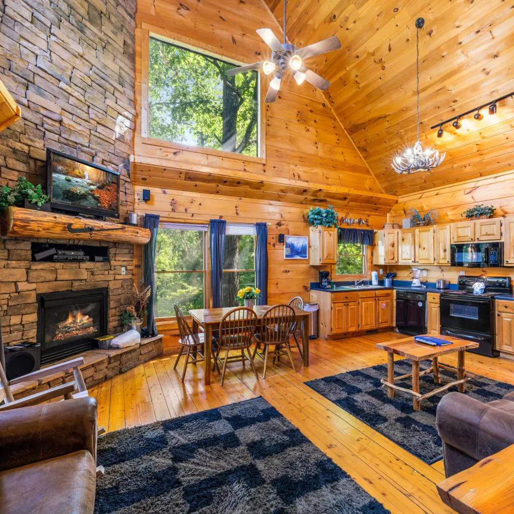 Photograph of Sunset Ridge by American Patriot Getaways