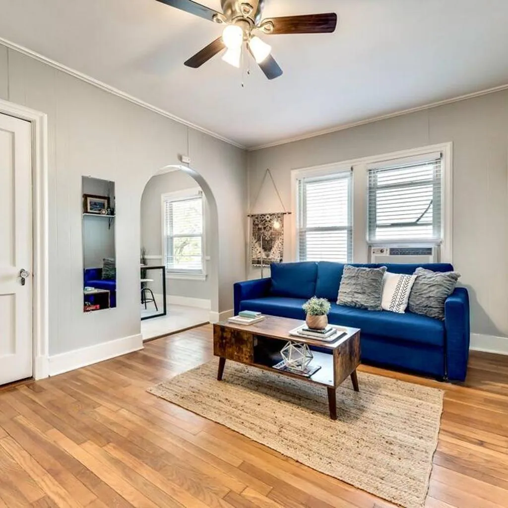 Photograph of The Dreamy Escape on Lower Greenville
