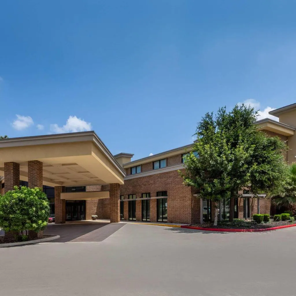 Photograph of Heritage Inn & Suites San Antonio Airport, Trademark Wyndham
