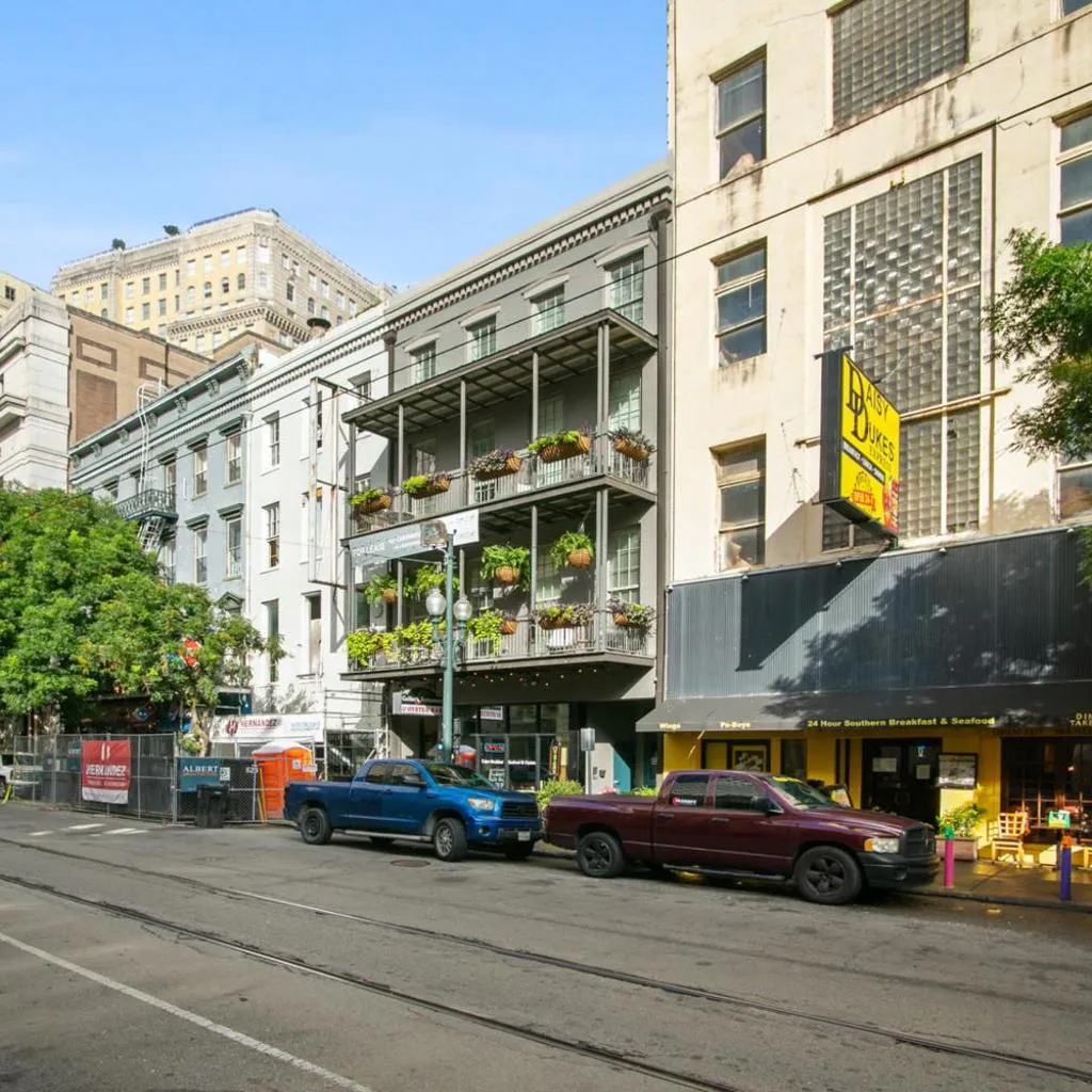 Photograph of Roami at Bourbon Place