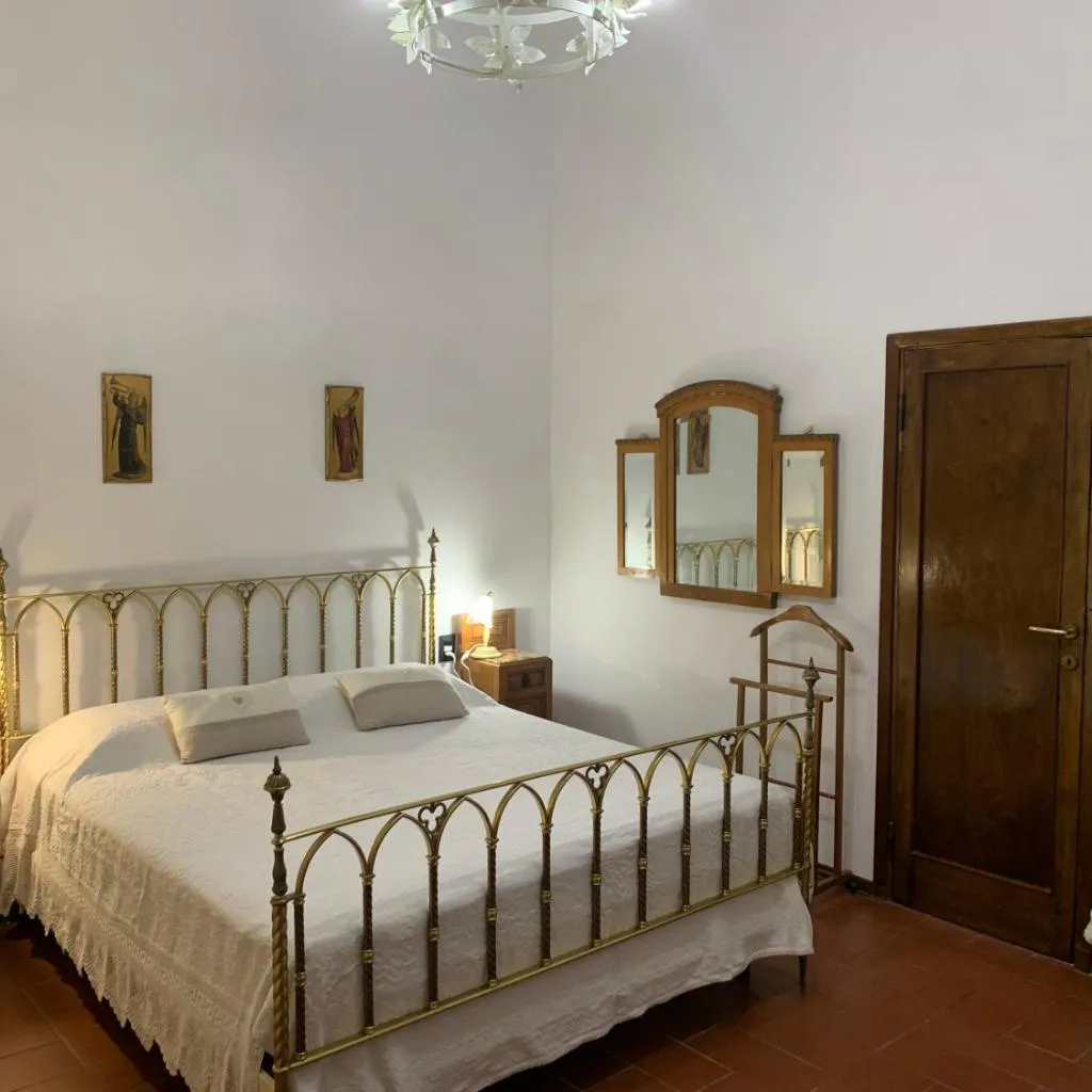 Photograph of B&B Le 5 Vie Appartamento con camera tripla
