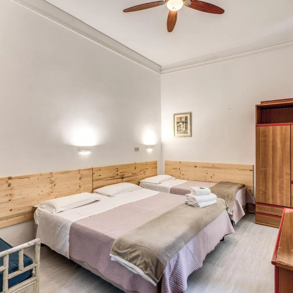 Photograph of Hotel Altavilla 9