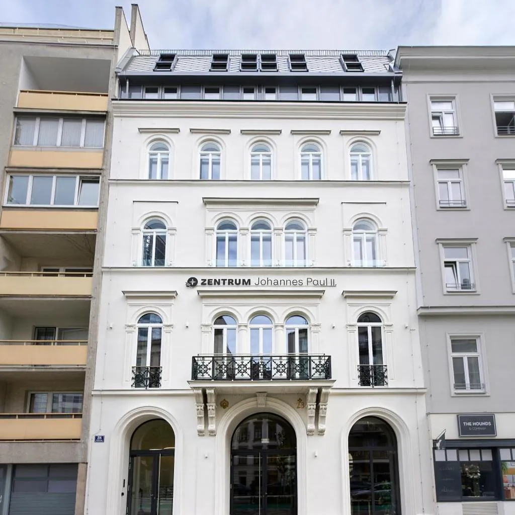 Photograph of Hotel Karol