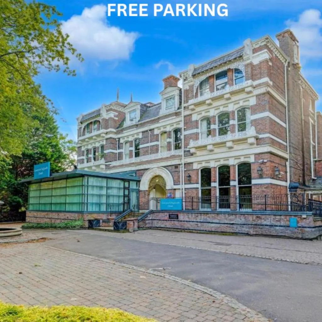 Photograph of Liverpool Aigburth Hotel By Belvilla