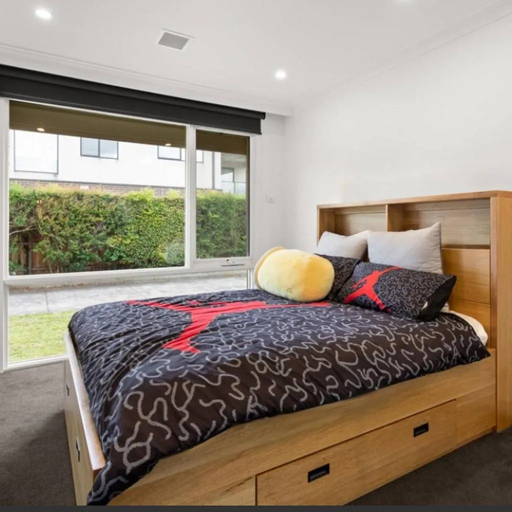 Photograph of 3BR in Caulfield area fully Kosher and renovated