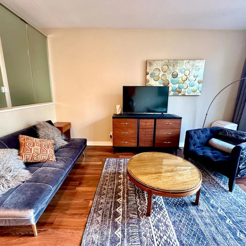 Photograph of Vancouver downtown one bedroom and den apartment