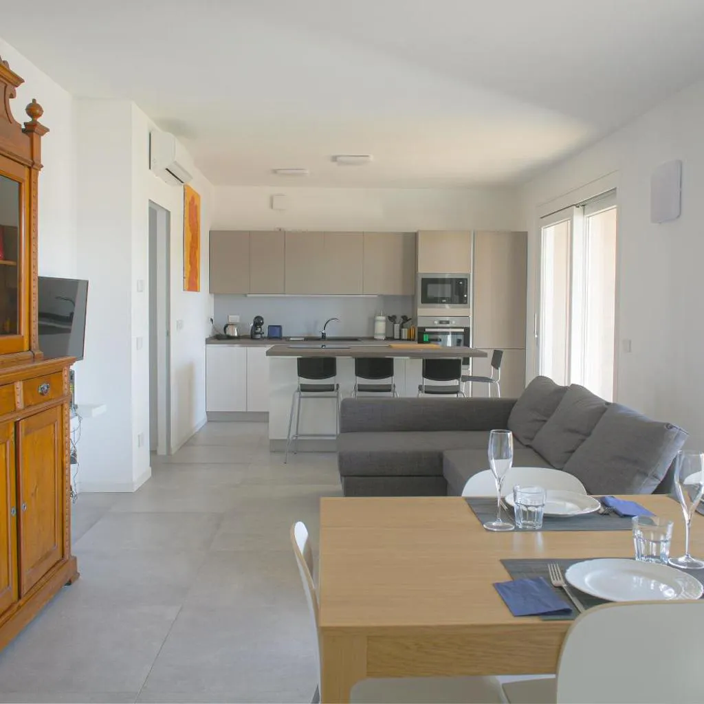 Photograph of BnButler - Govone - Ampio e Luminoso Appartamento con Terrazza