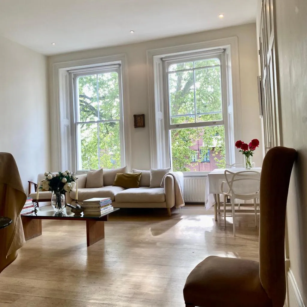 Photograph of Beautiful Hyde Park Flat