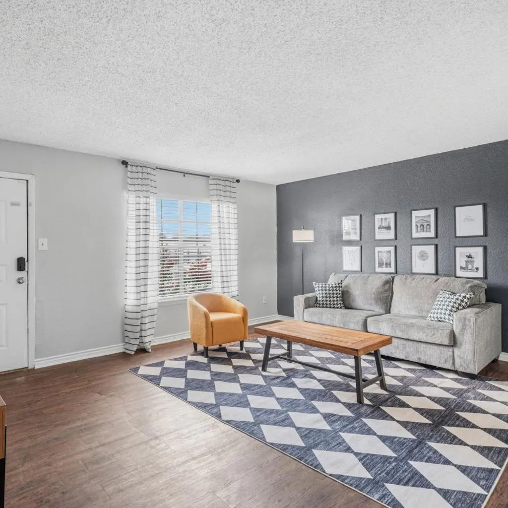 Photograph of Spacious 3BR Apt in Houston Pet Friendly Stay