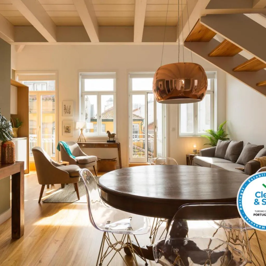 Photograph of Comercio RIBEIRA Luxury Penthouse Apartment