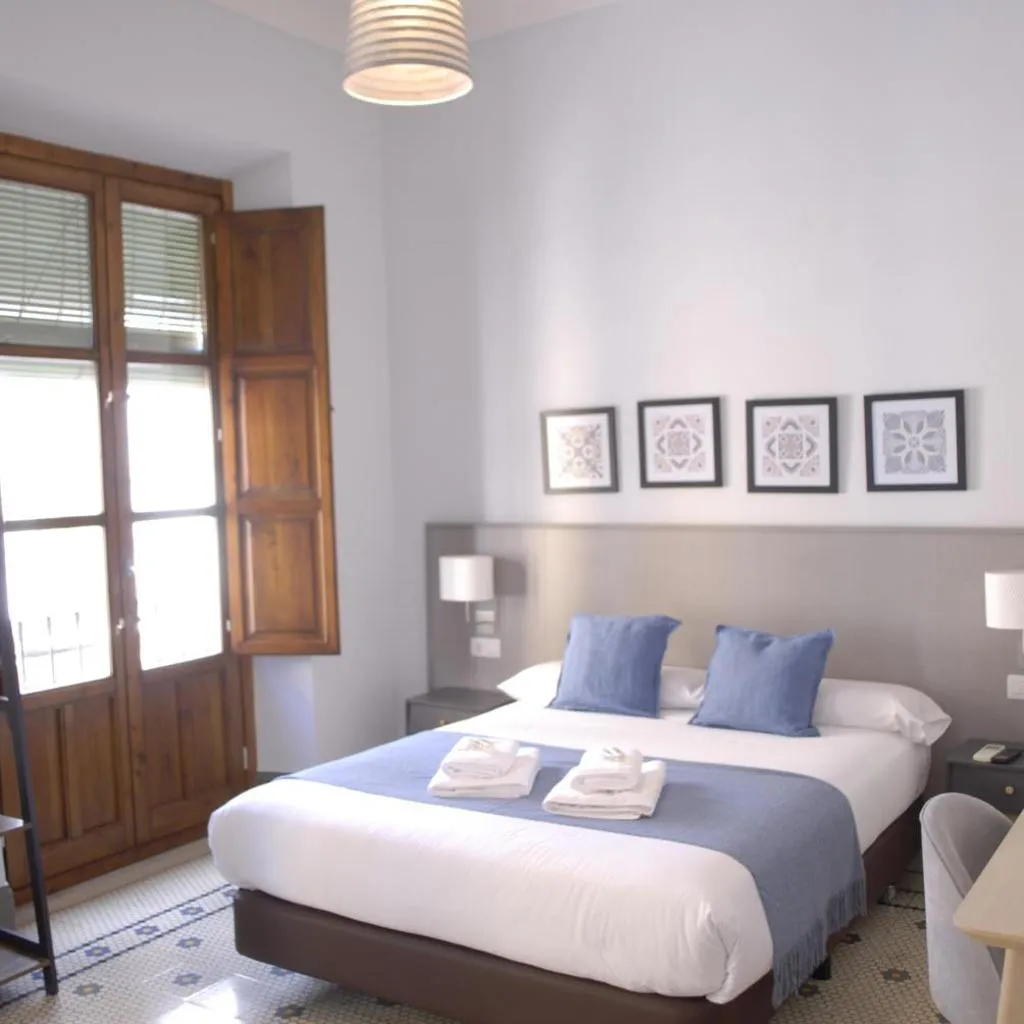 Photograph of La Perla Granada Suites