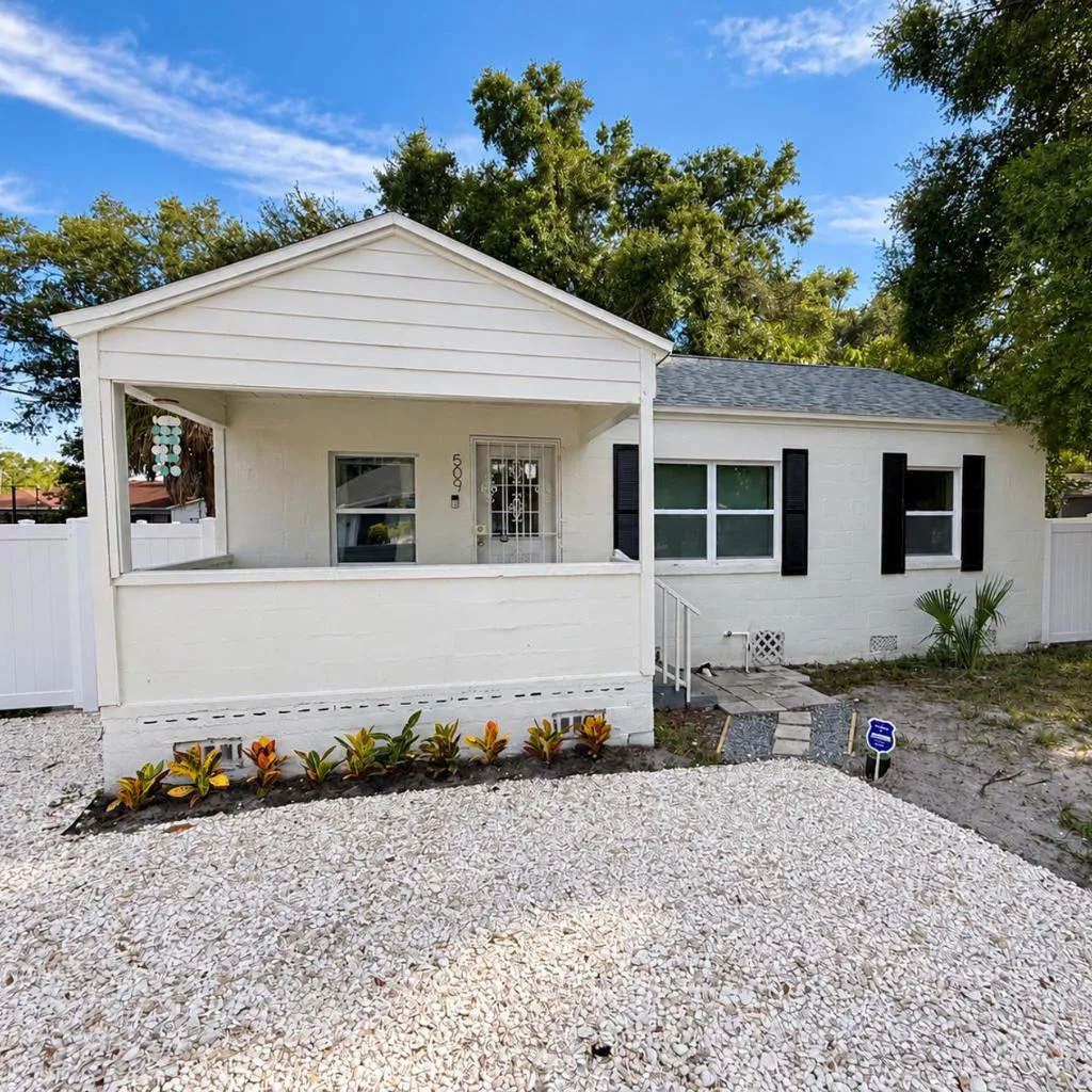 Photograph of Cozy City Cottage