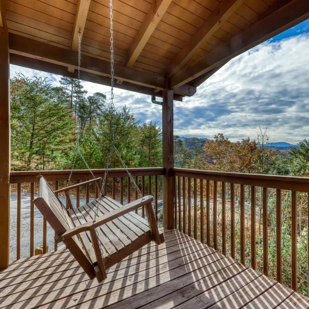 Photograph of Spacious Dog Welcome Cabin Sleeps 8 Mtn Views