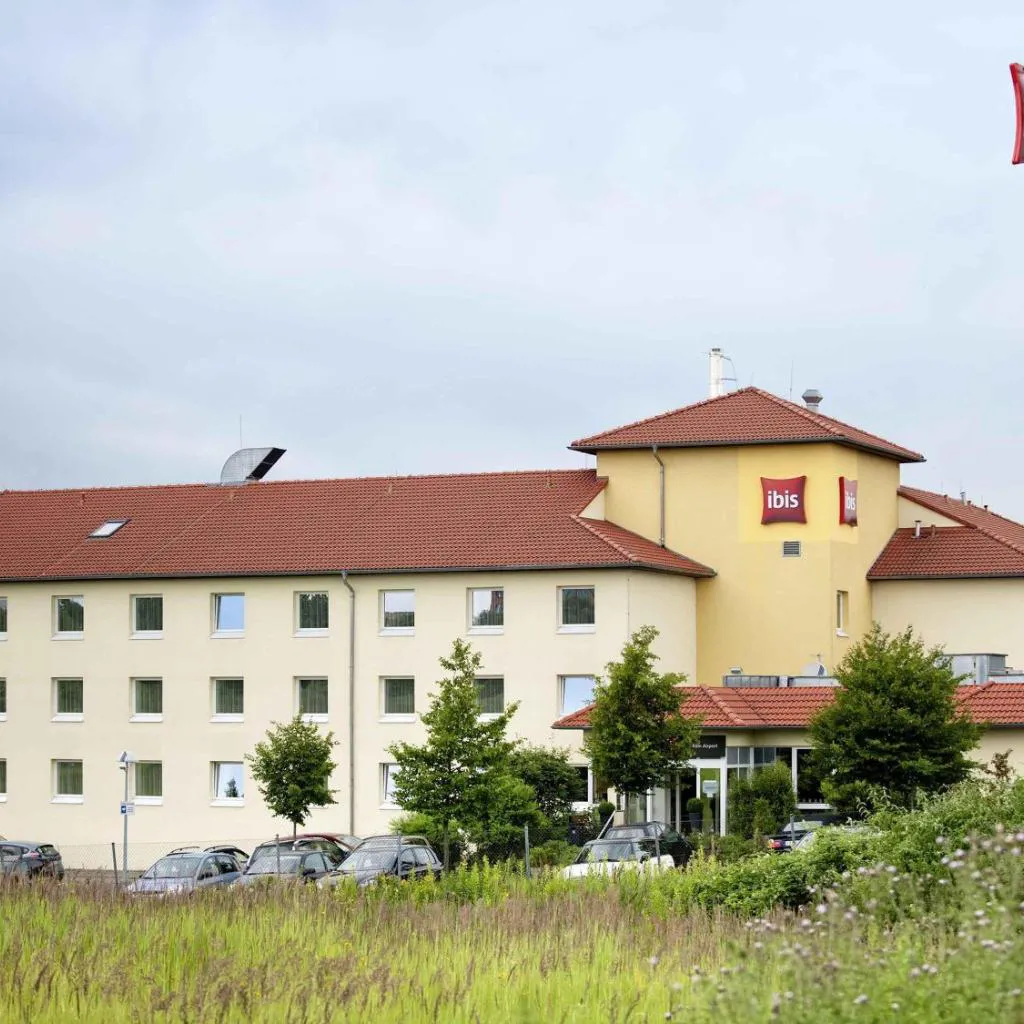 Photograph of ibis Hotel Köln Airport