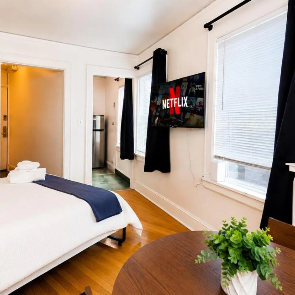 Photograph of The Studio at Hotel Olive - Capitol Hill