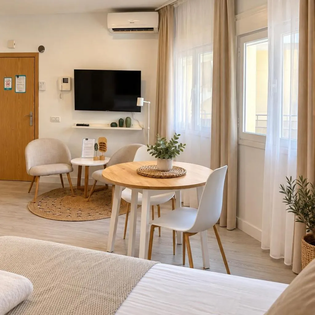 Photograph of Gibralfaro Peña 26 - Studio Málaga Centro