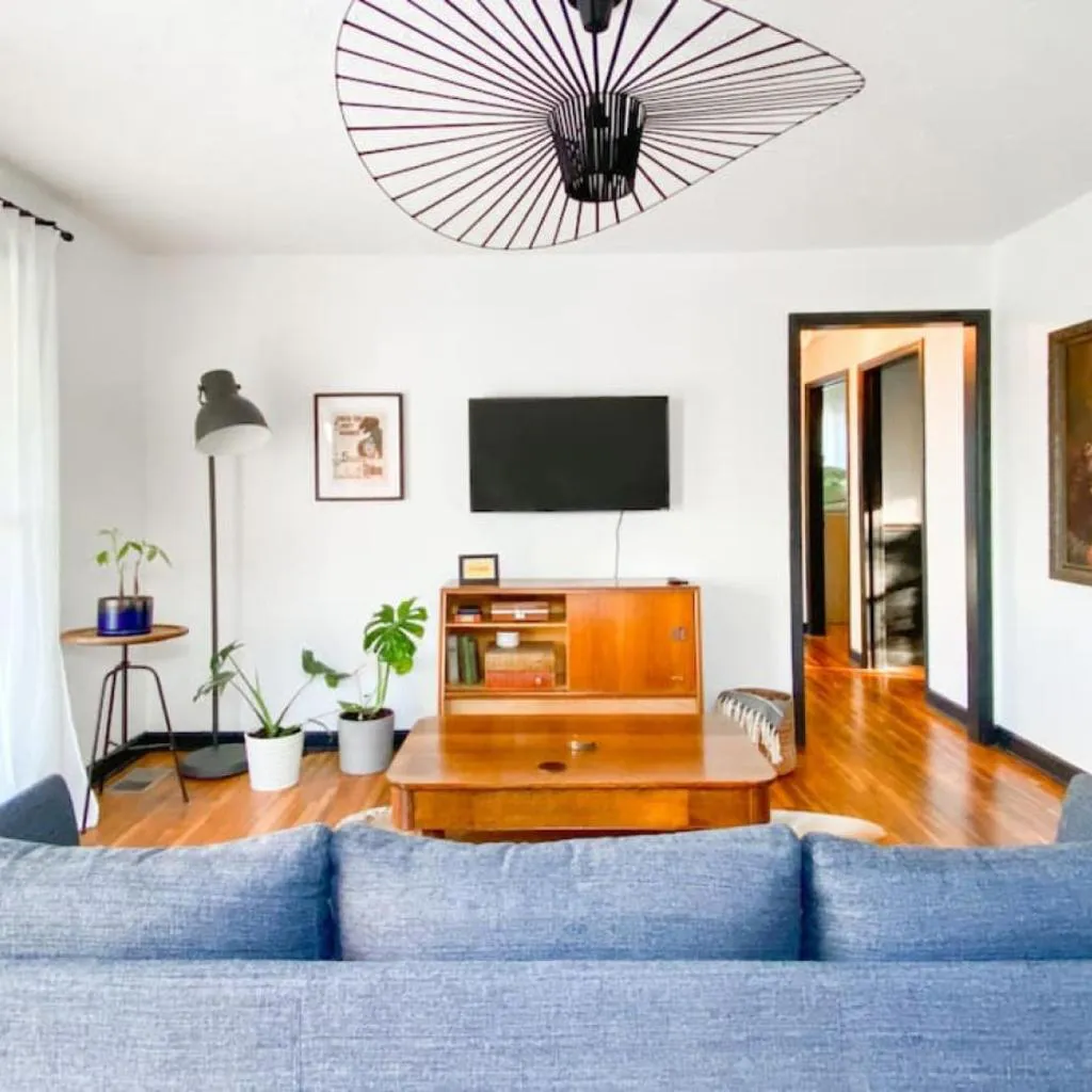 Photograph of Mid-Century Modern Home Near Downtown with Free Parking
